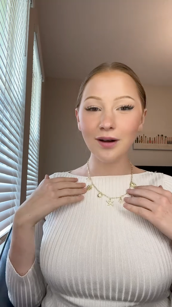Marie Dubois review